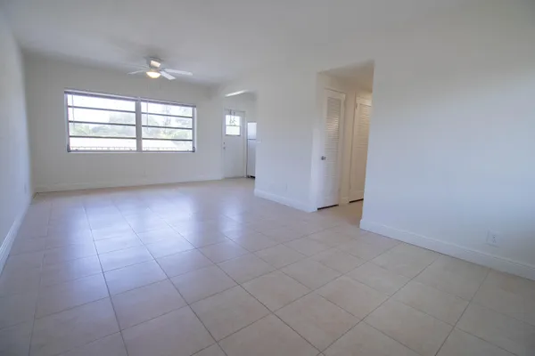 $1,850 | 1855 Adams Street, Unit 29, Hollywood, FL 33020
