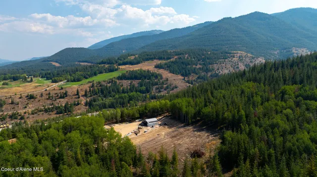 $1,000,000 | 610 Government Gulch Road, Smelterville, ID 83868