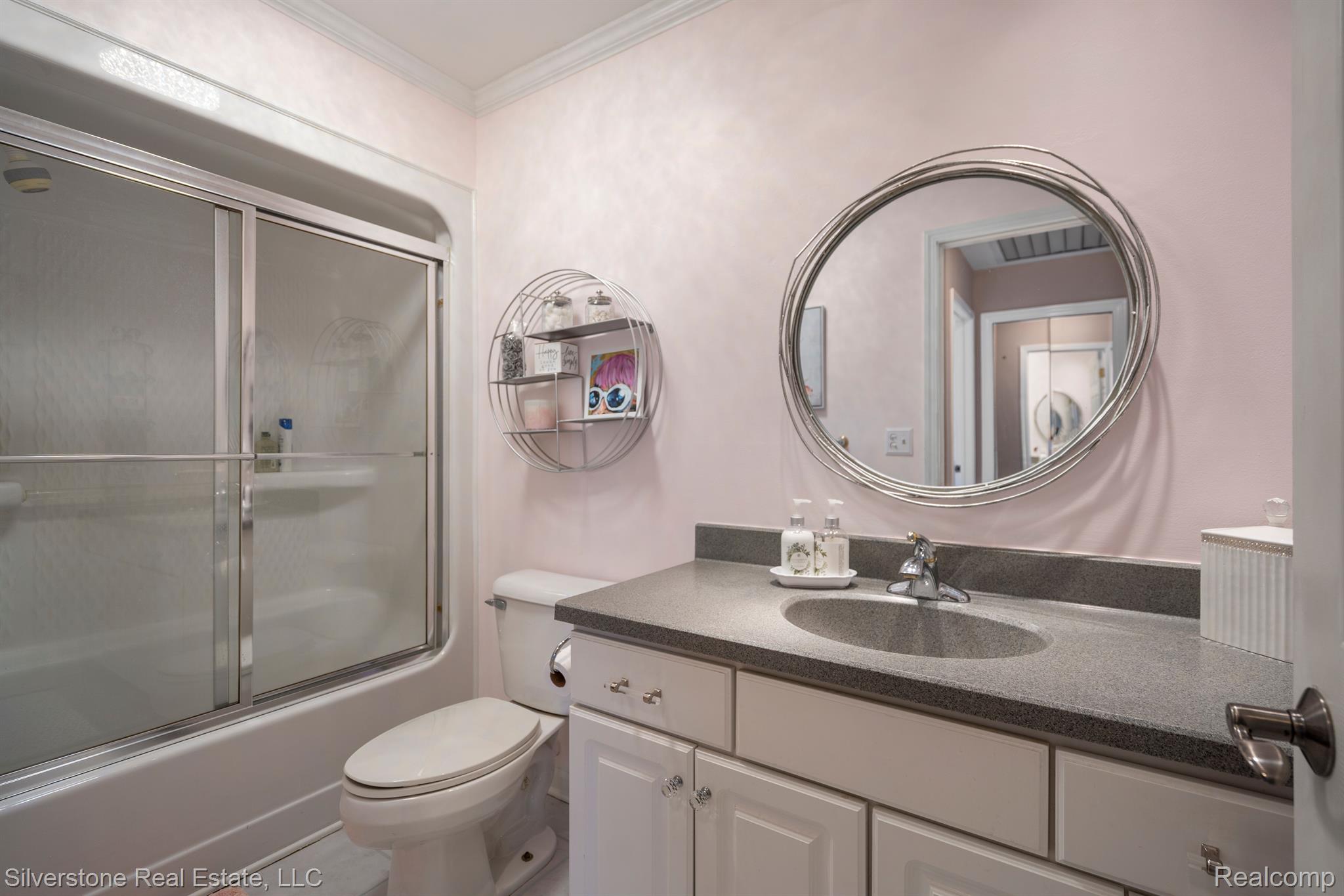 38415 Riverside Drive Clinton Township, MI 48036 - Photo 35 of 49 Gallery Image 35