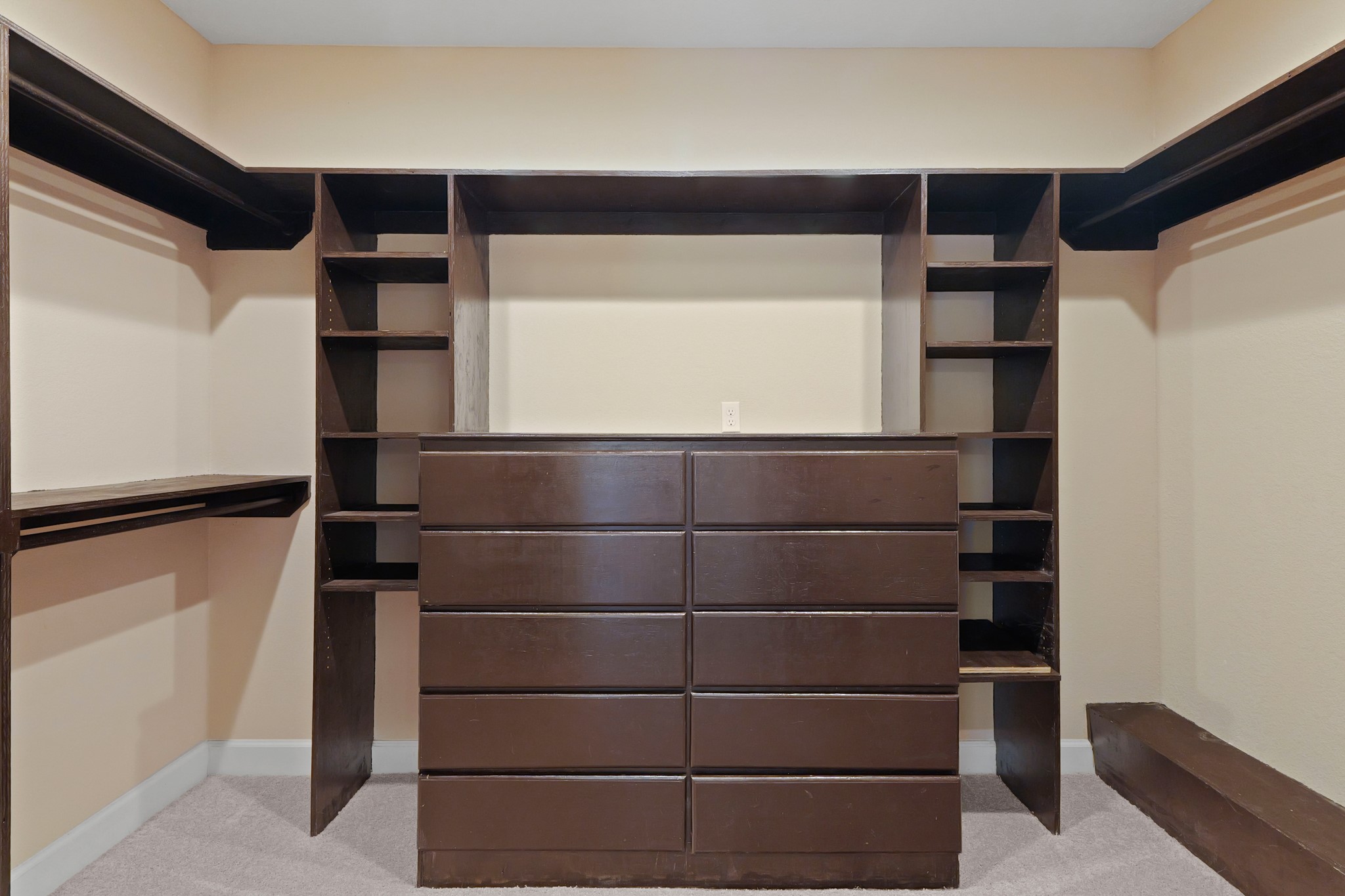 35408 Farm To Market Road 1488 Hempstead, TX 77445 - Photo 27 of 50 a view of walk in closet