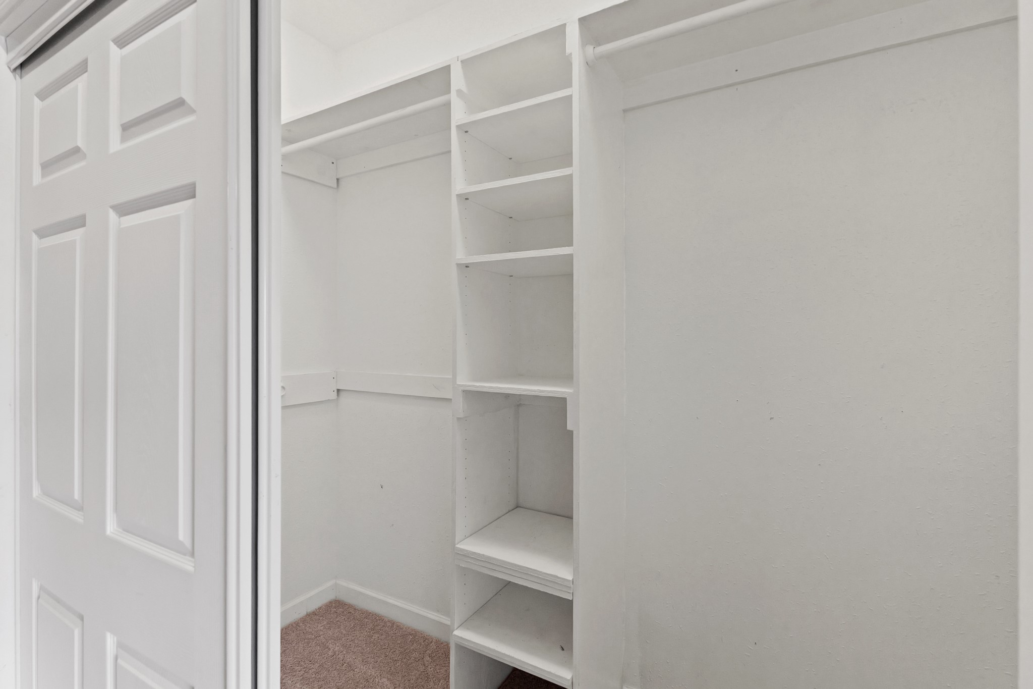 35408 Farm To Market Road 1488 Hempstead, TX 77445 - Photo 31 of 50 a view of an empty walk in closet