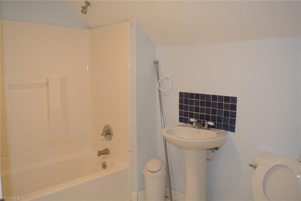 3621 Pride's Road East Bend, NC 27018 - Photo 17 of 29 Gallery Image 17