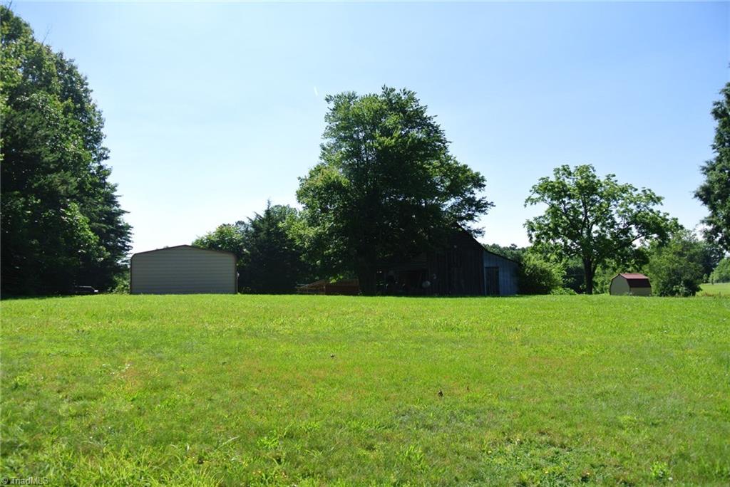 3621 Pride's Road East Bend, NC 27018 - Photo 25 of 29 Gallery Image 25