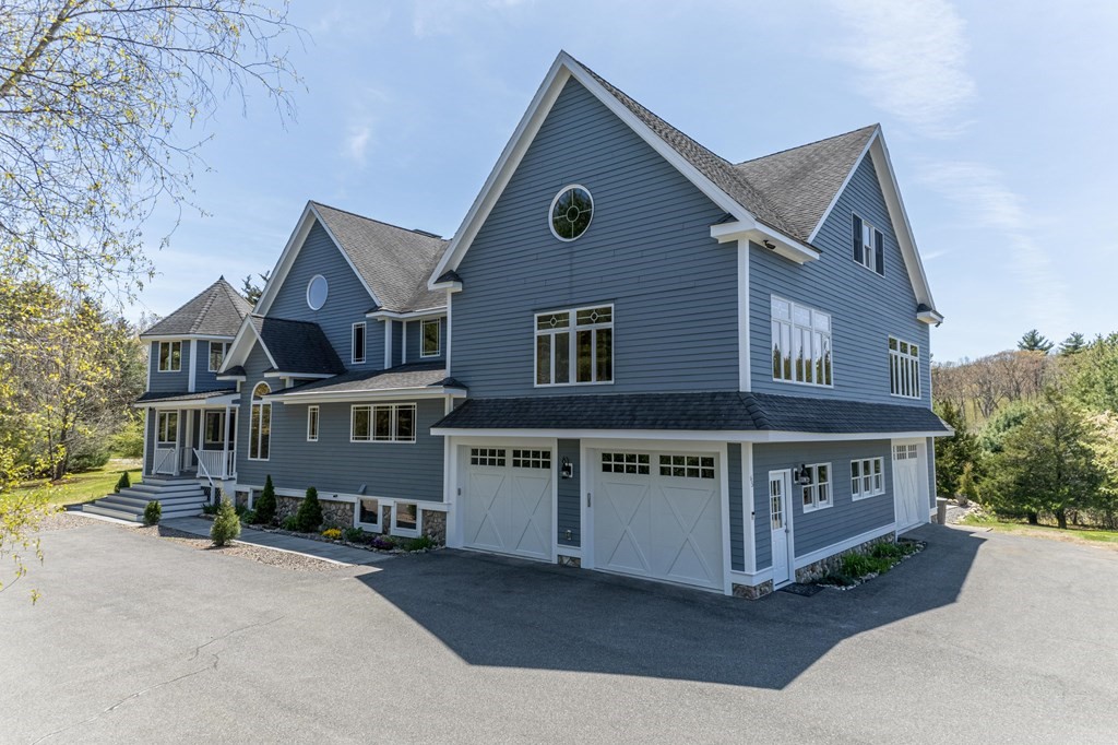 65 Lockwood Lane Boxford, MA 01921 - Photo 1 of 5 Gallery Image 1