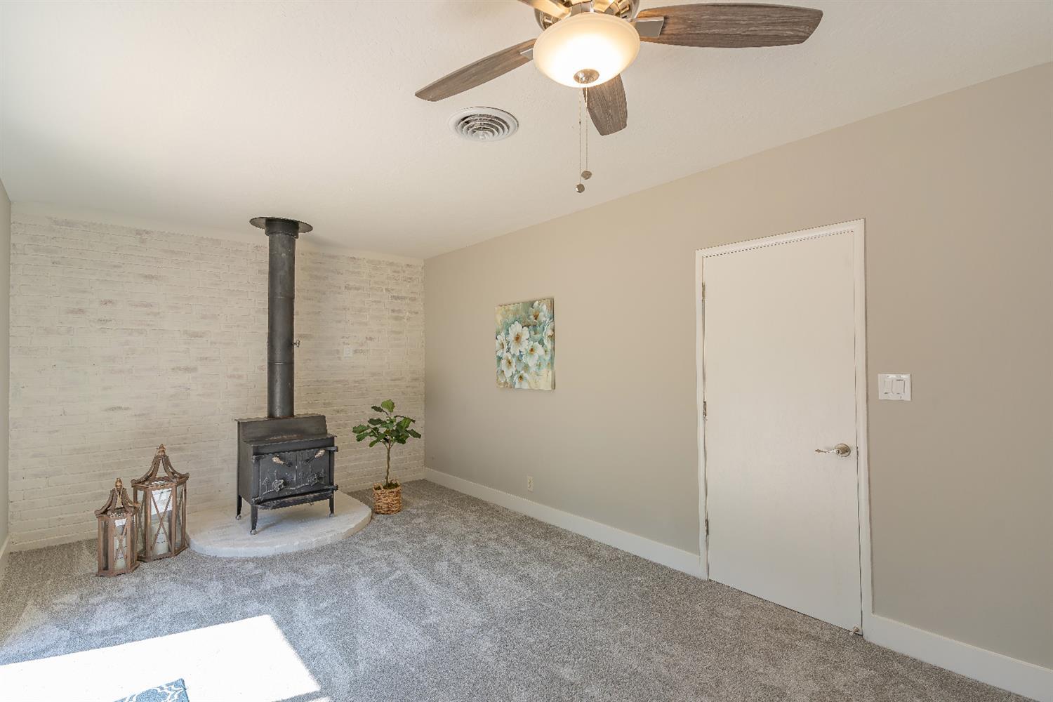 6200 Green Valley Road Placerville, CA 95667 - Photo 17 of 39 Gallery Image 17