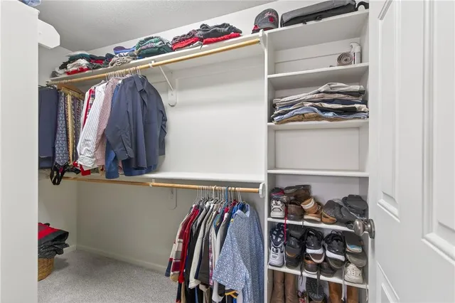 $399,000 | 3013 Gentry Park, Kansas City, MO 64116