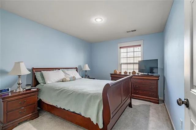 $399,000 | 3013 Gentry Park, Kansas City, MO 64116