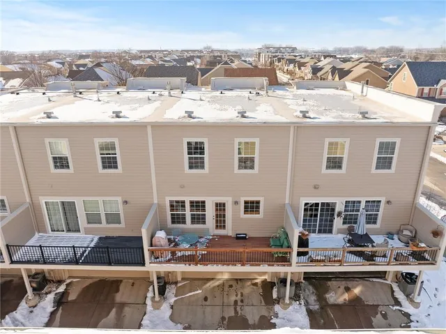 $399,000 | 3013 Gentry Park, Kansas City, MO 64116