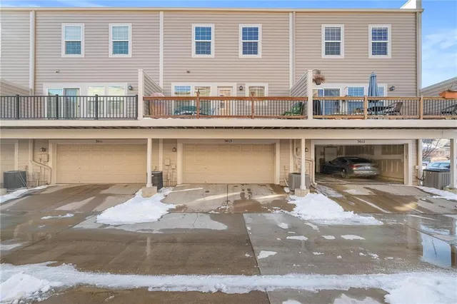 $399,000 | 3013 Gentry Park, Kansas City, MO 64116