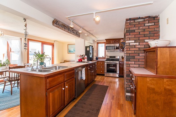 17 Farragut Road Marshfield, MA 02050 - Photo 10 of 29 Gallery Image 10
