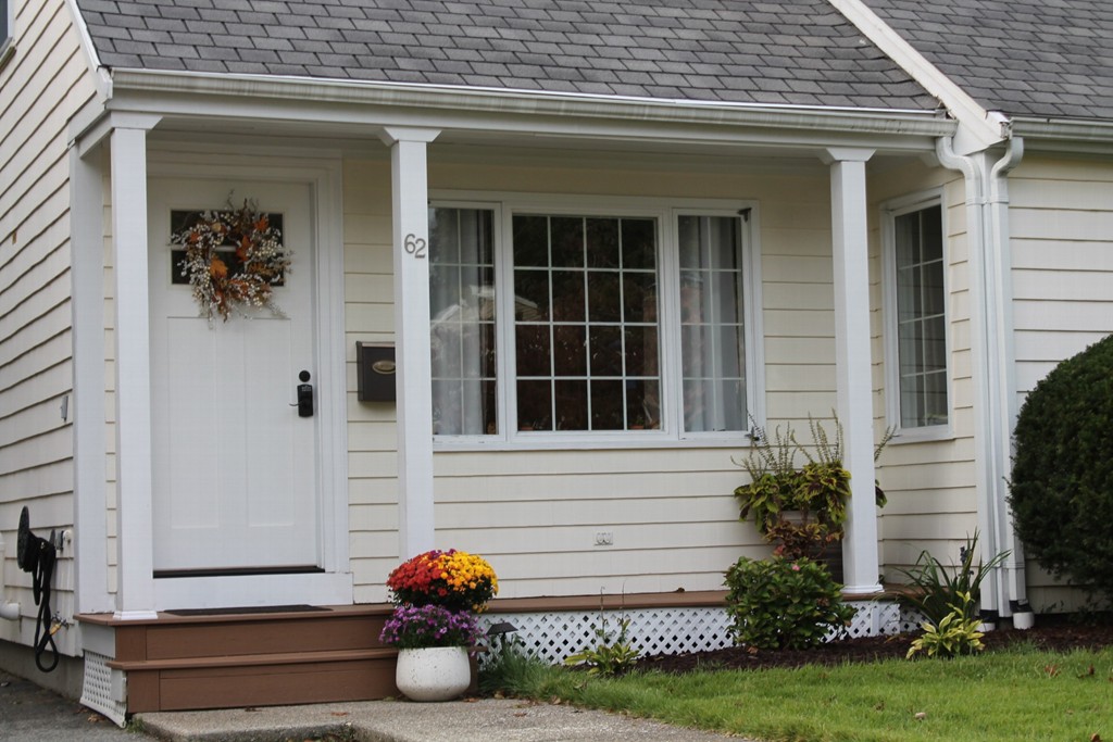 62 Ellery Road Waltham, MA 02453 - Photo 2 of 17 Gallery Image 2