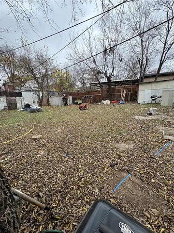 $1,600 | 2717 Avenue I, Fort Worth, TX 76105