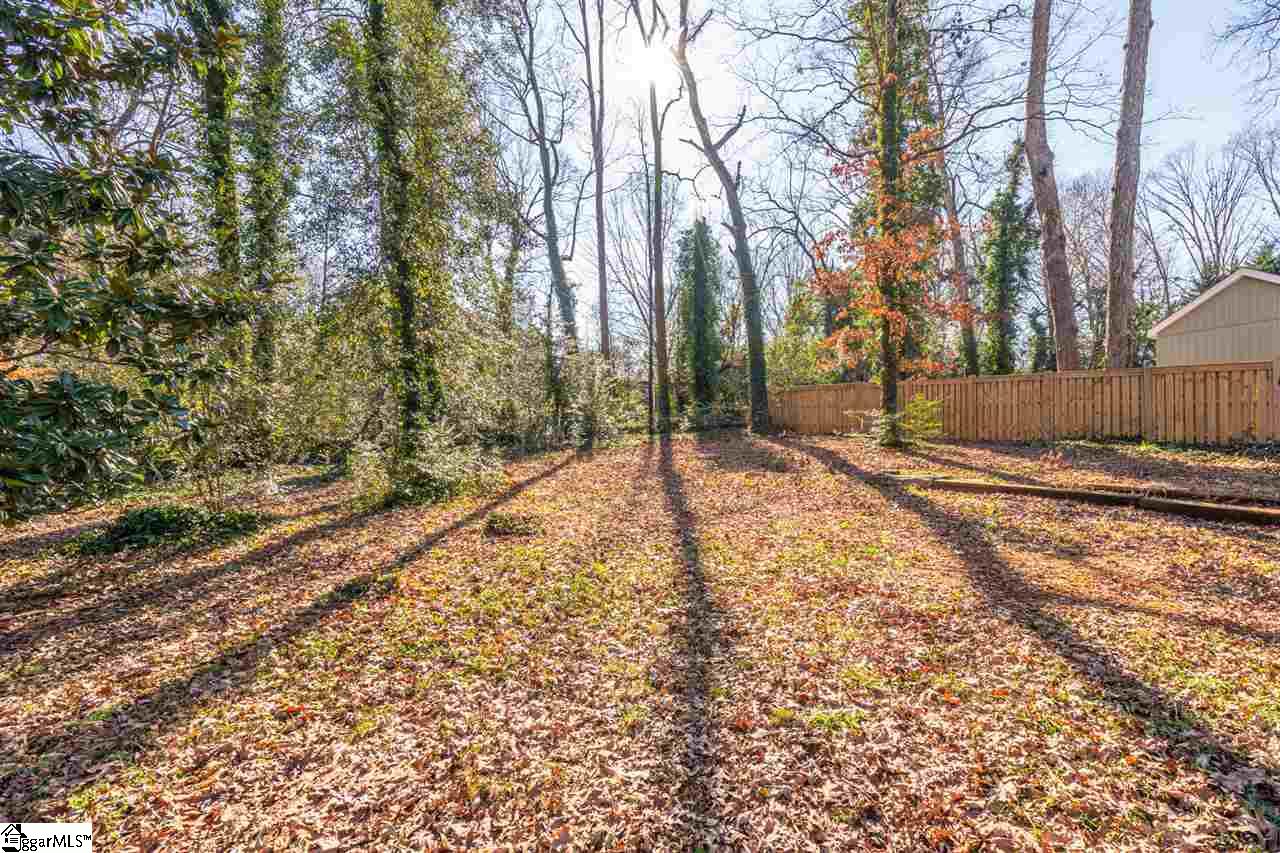 31 Nottingham Road Greenville, SC 29607 - Photo 17 of 23