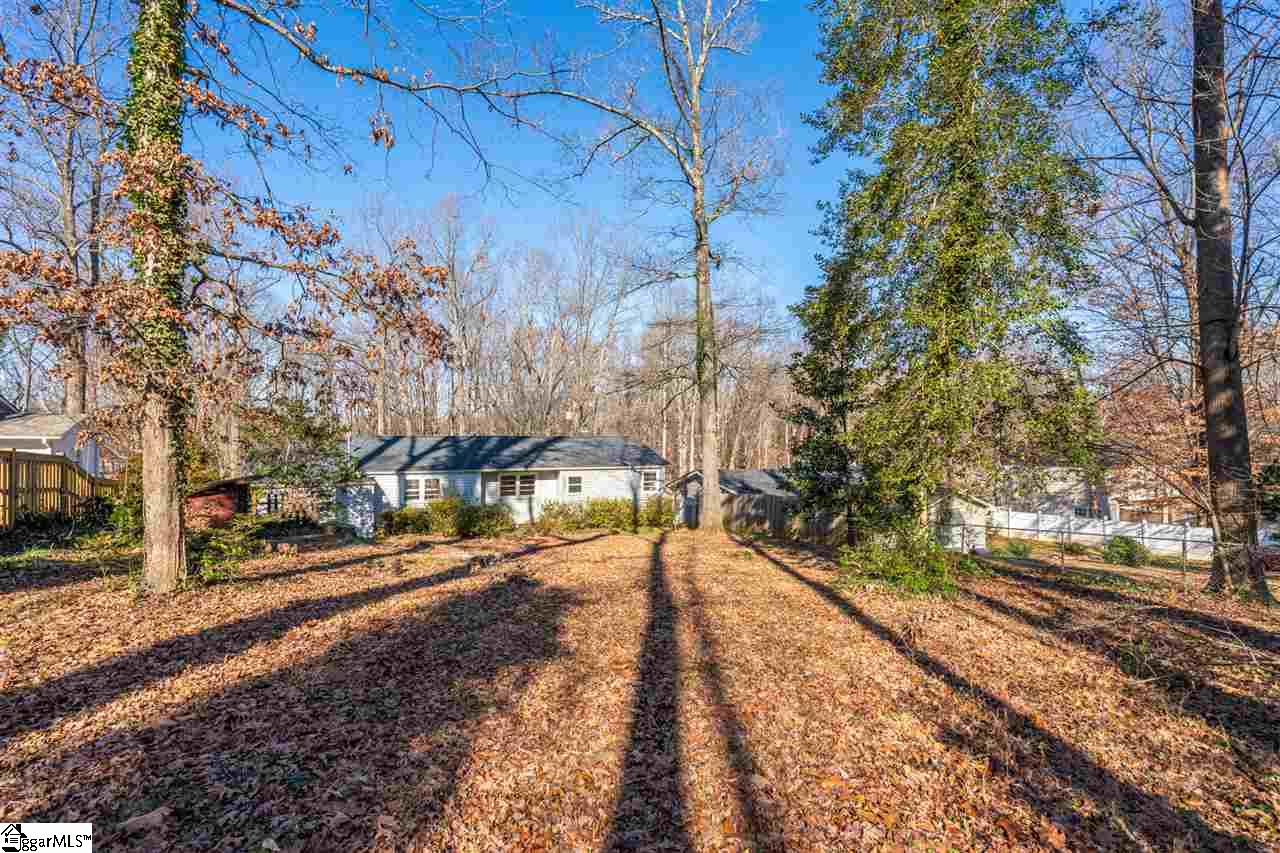 31 Nottingham Road Greenville, SC 29607 - Photo 18 of 23