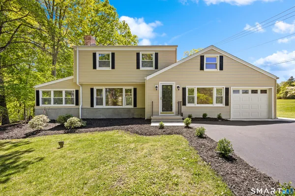 $479,900 | 1044 Dunbar Hill Road, Hamden, CT 06514