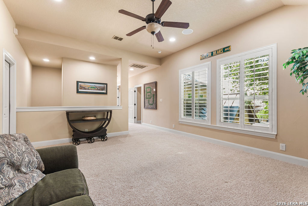 25 Stone Terrace Fair Oaks Ranch, TX 78015 - Photo 37 of 95