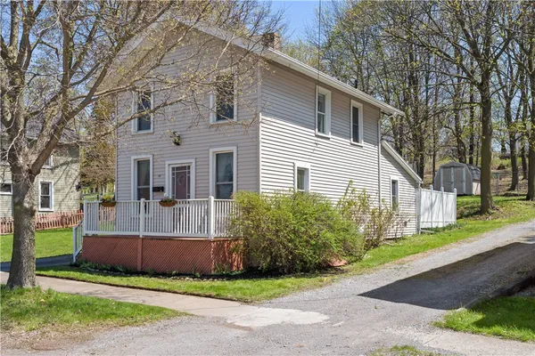 $149,700 | 58 Rochester Street, Avon, NY 14414