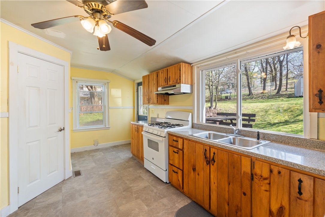 58 Rochester Street Avon, NY 14414 - Photo 12 of 36