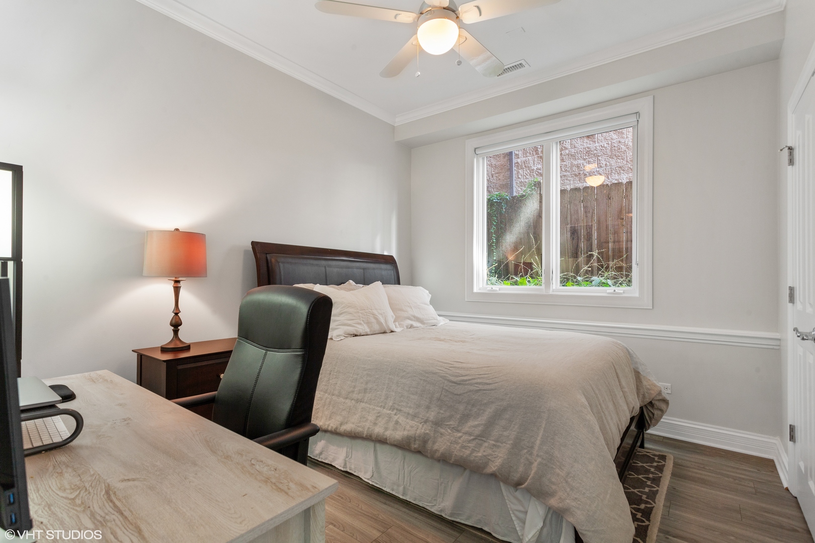 1363 North Mohawk Street, Unit 1 Chicago, IL 60610 - Photo 10 of 14 a bedroom with a bed and window