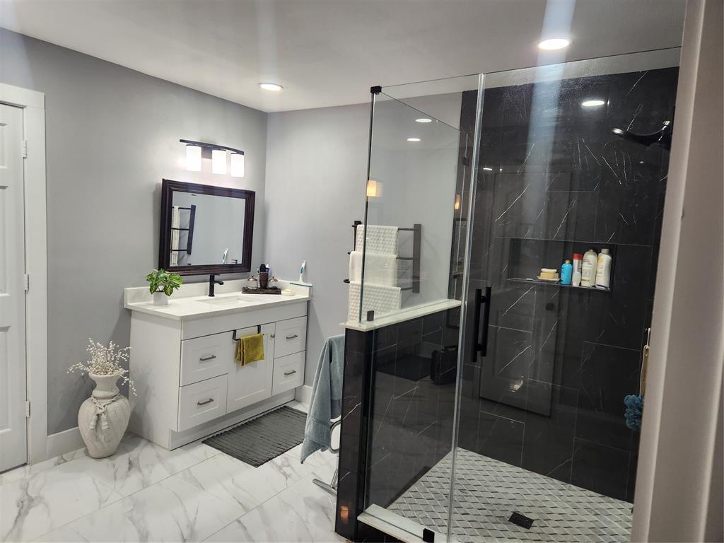 6413 Stilwell Road Plano, TX 75023 - Photo 20 of 40 Gallery Image 20
