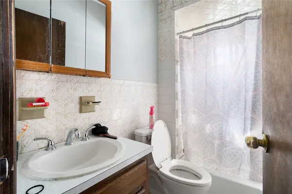 $675,000 | 79 West Cole Street, Pawtucket, RI 02860