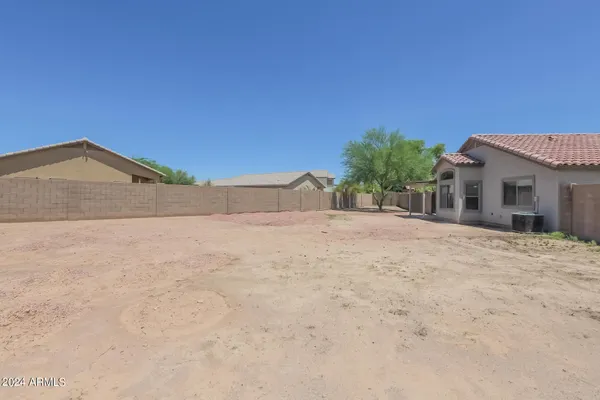 $2,125 | 2230 South 63rd Drive, Phoenix, AZ 85043