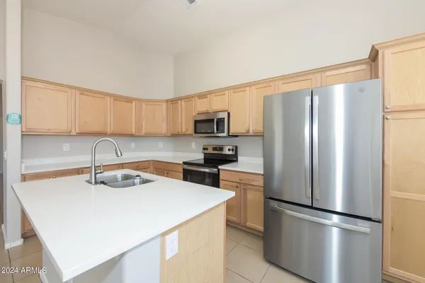 $2,155 | 2230 South 63rd Drive, Phoenix, AZ 85043