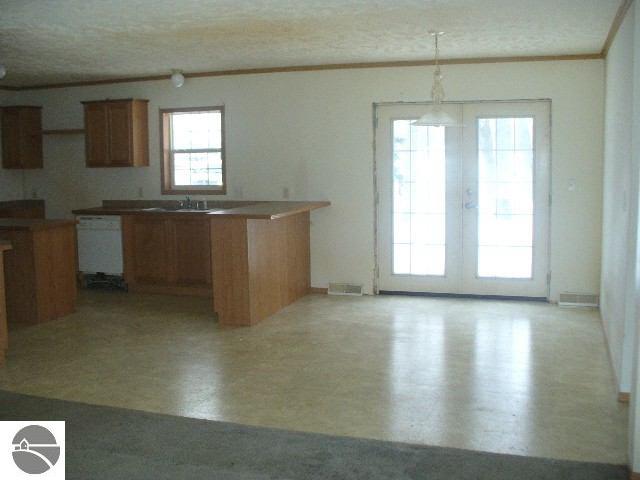1413 North Galbraith Road Mio, MI 48647 - Photo 9 of 13 1752181-8.JPG