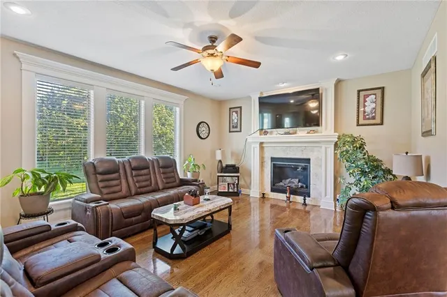 $525,000 | 12824 Sewell Avenue, Kansas City, KS 66109