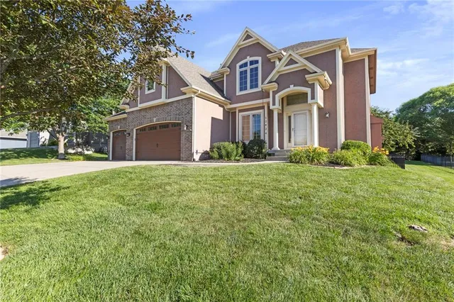 $525,000 | 12824 Sewell Avenue, Kansas City, KS 66109