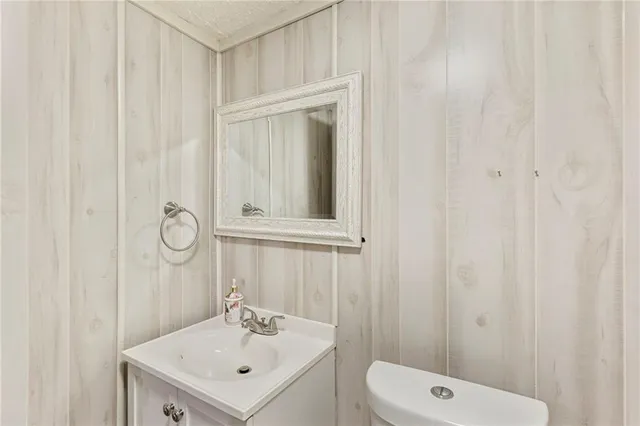 $525,000 | 12824 Sewell Avenue, Kansas City, KS 66109