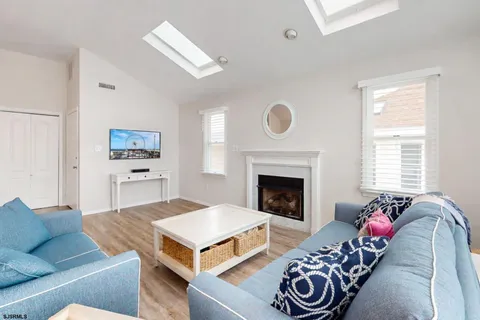 $1,095,000 | 616 Ocean Avenue, Unit 616, Ocean City, NJ 08226