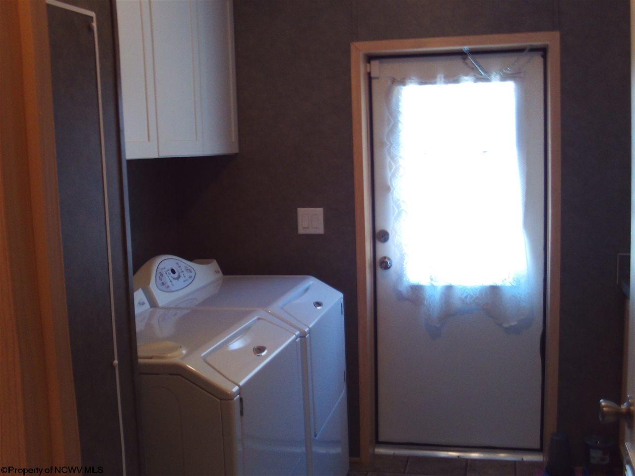903 Range Road Wana, WV 26590 - Photo 12 of 20 Gallery Image 12