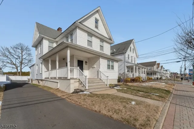 $590,000 | 37 East Somerset Street, Raritan, NJ 08869
