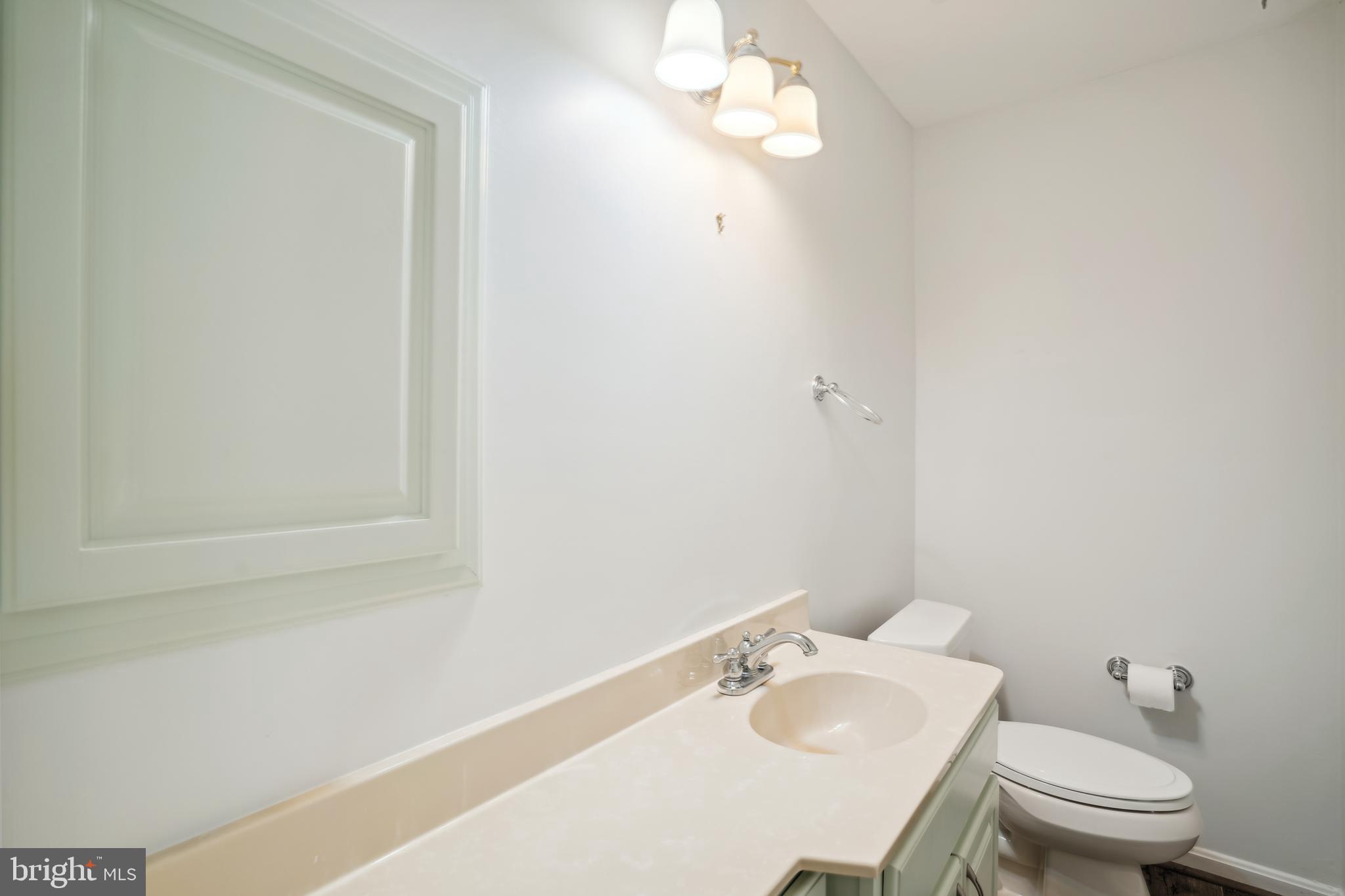 12604 Silverbirch Lane Laurel, MD 20708 - Photo 17 of 34 Gallery Image 17