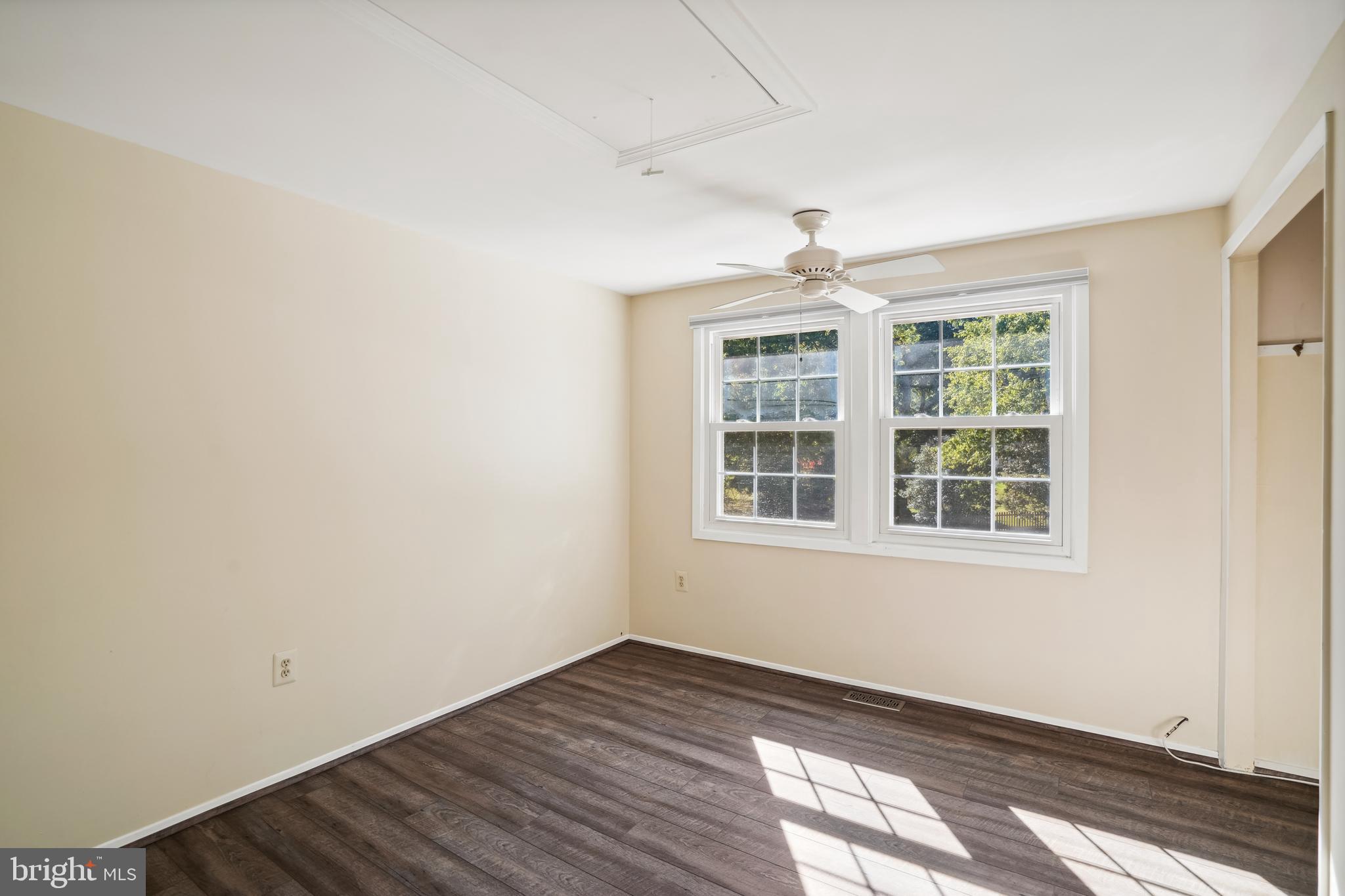 12604 Silverbirch Lane Laurel, MD 20708 - Photo 22 of 34 Gallery Image 22