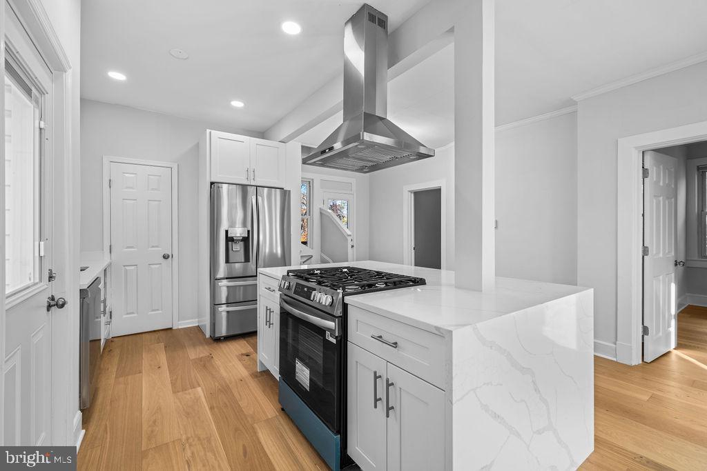 4212 Kennedy Street Hyattsville, MD 20781 - Photo 4 of 33