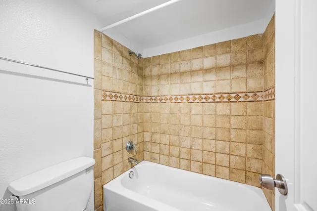 $1,200 | 4410 North Longview Avenue, Unit 103, Phoenix, AZ 85014