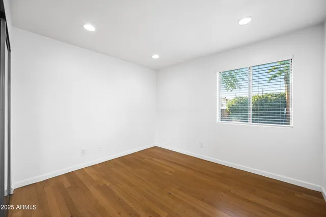 $1,200 | 4410 North Longview Avenue, Unit 103, Phoenix, AZ 85014