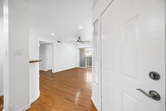 $1,200 | 4410 North Longview Avenue, Unit 103, Phoenix, AZ 85014