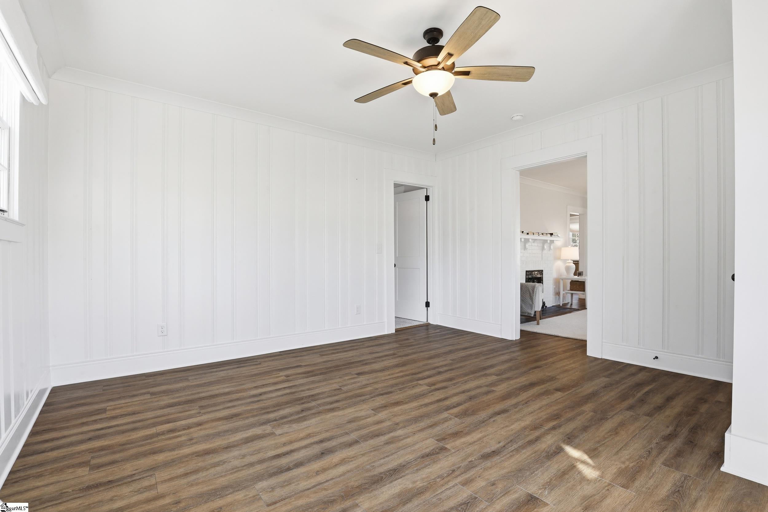 1817 Edgewood Avenue Anderson, SC 29625 - Photo 2 of 46