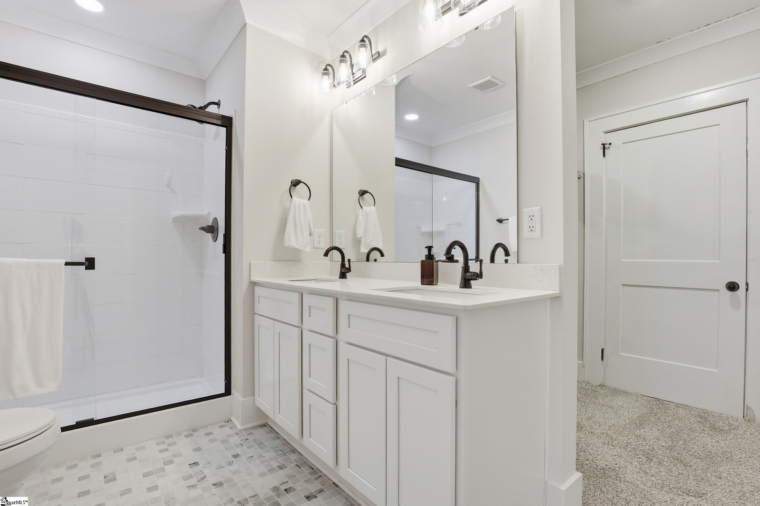 1817 Edgewood Avenue Anderson, SC 29625 - Photo 5 of 46