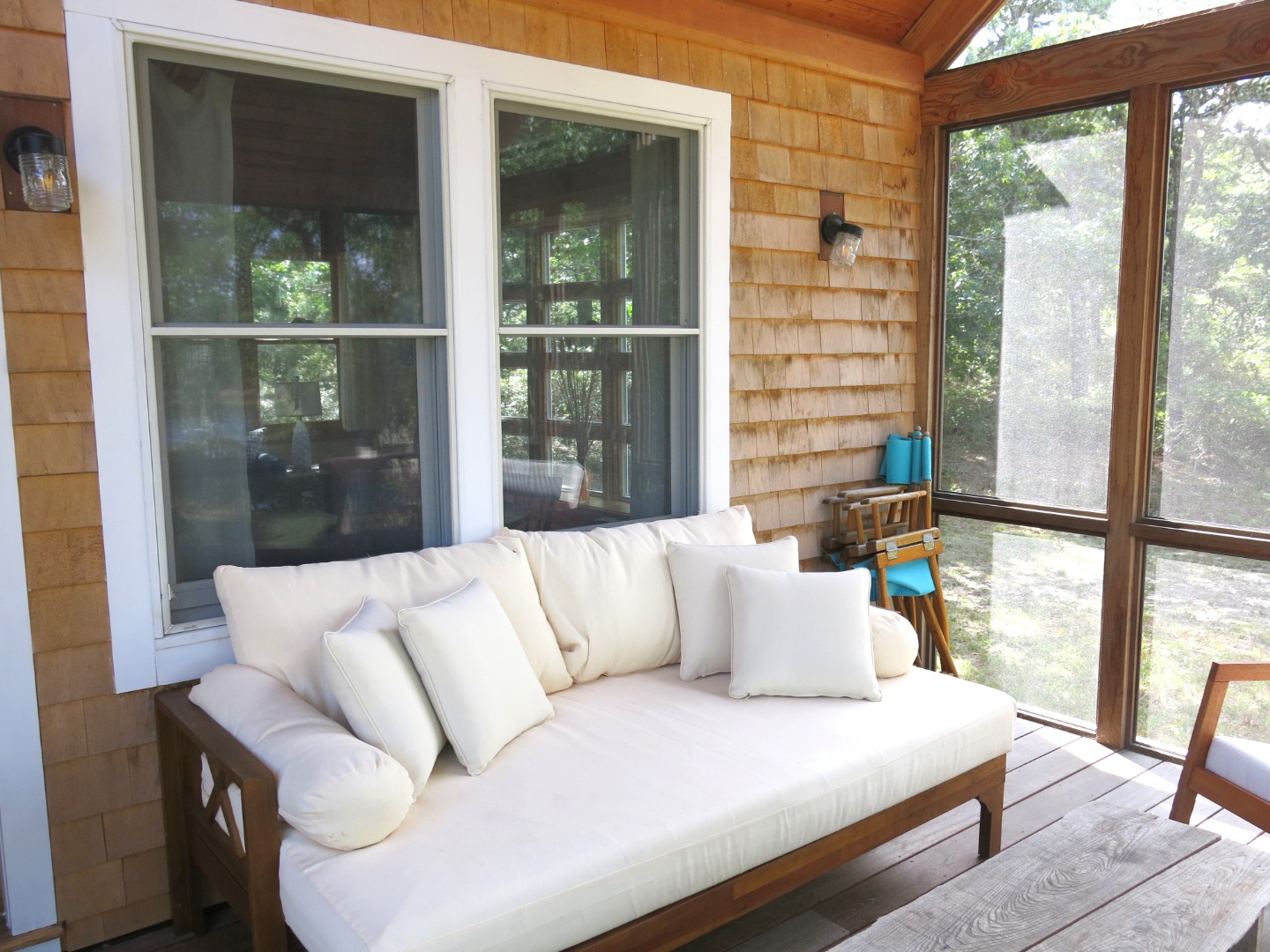 119 Thumb Point Road Vineyard Haven, MA 02568 - Photo 15 of 31 Gallery Image 15