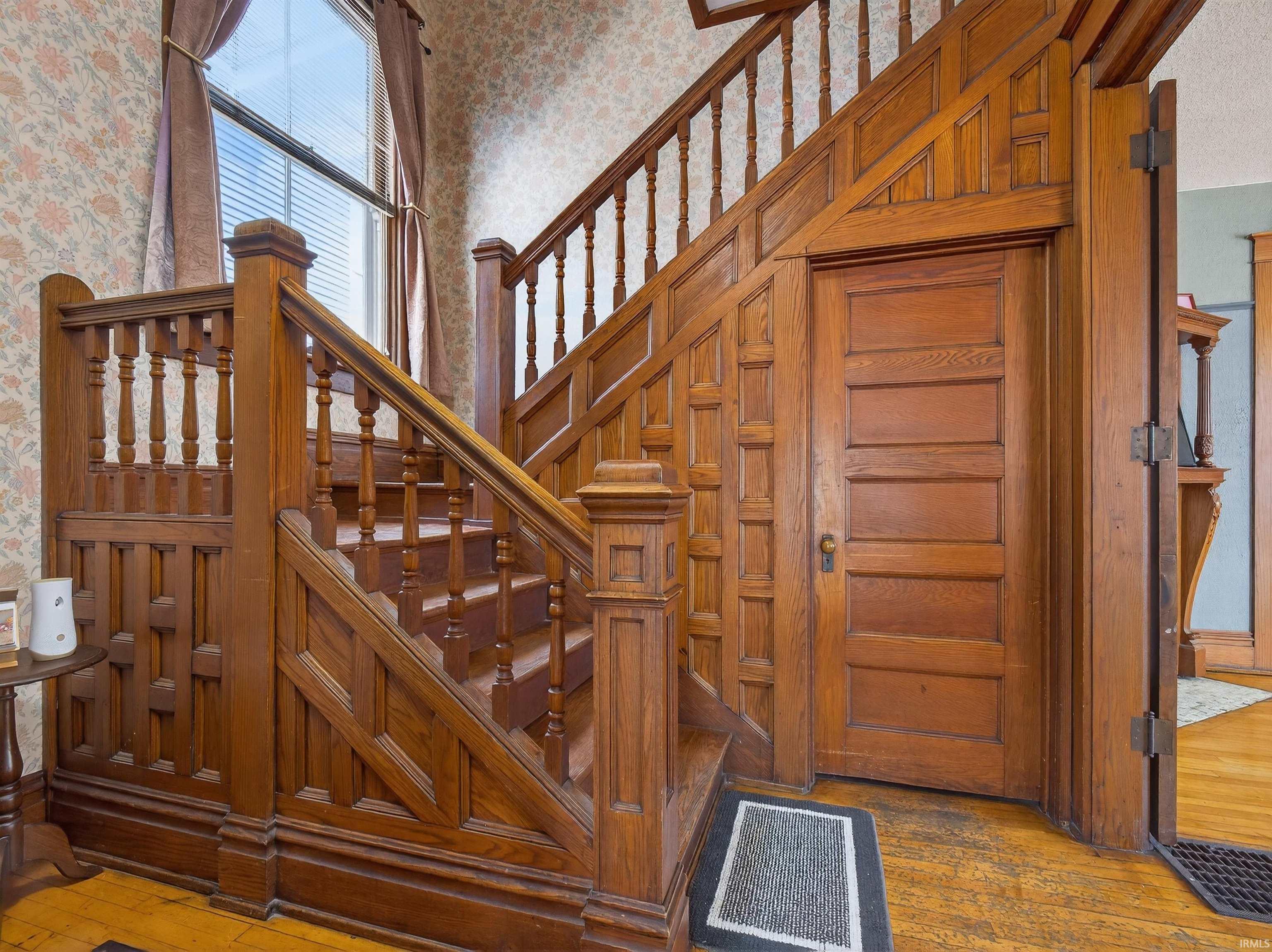 533 Henry Street Huntington, IN 46750 - Photo 4 of 35