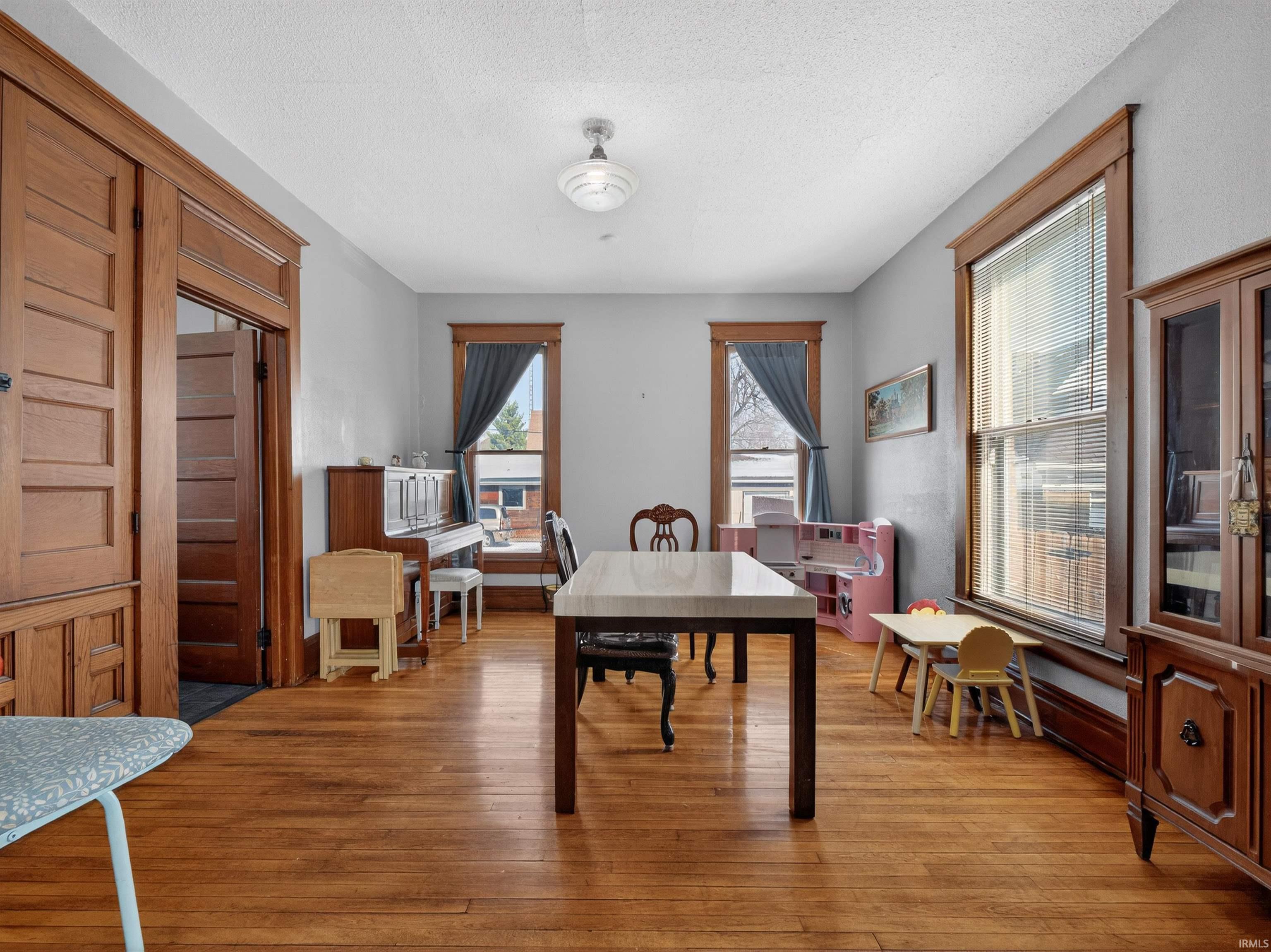 533 Henry Street Huntington, IN 46750 - Photo 9 of 35