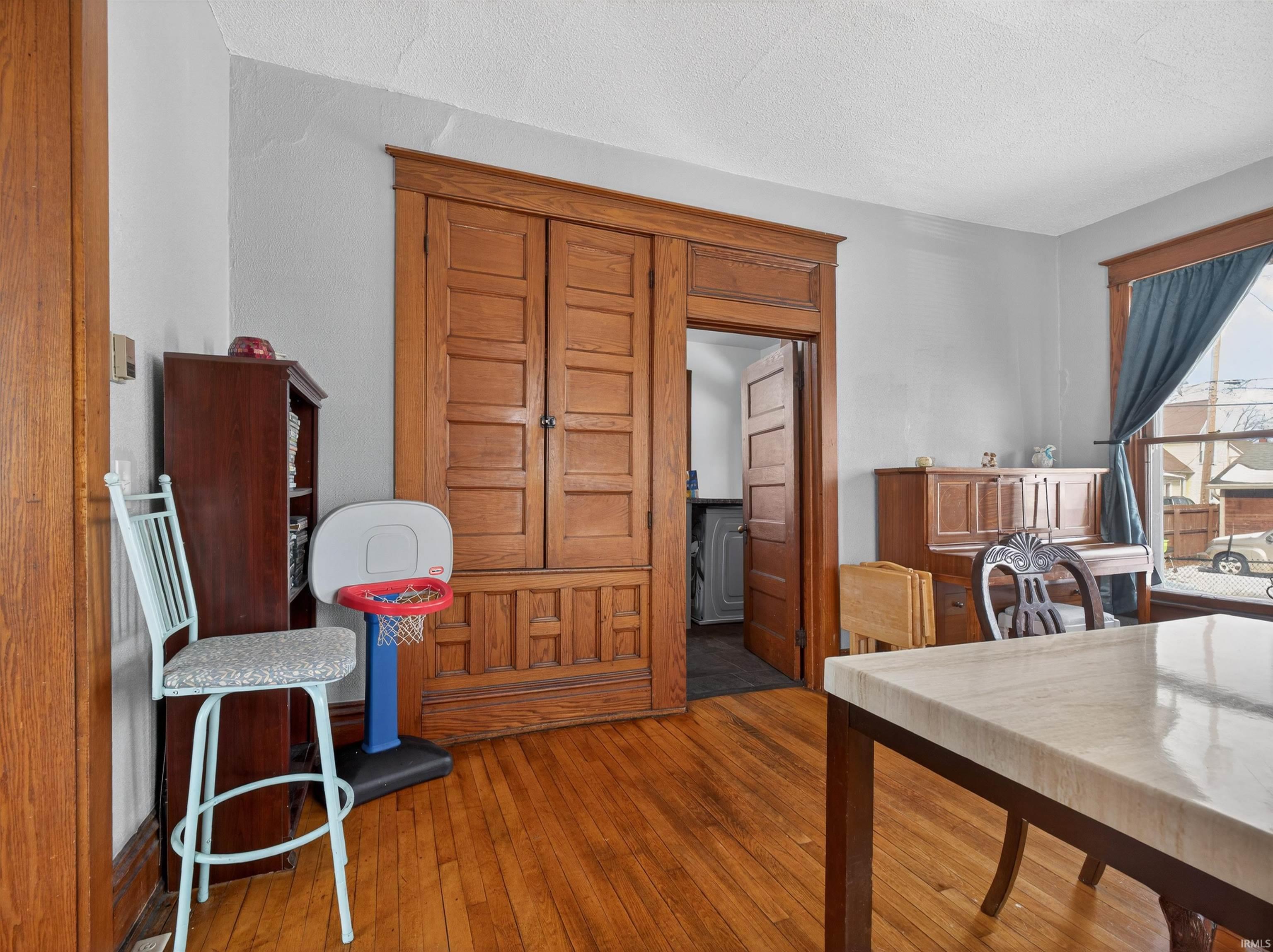 533 Henry Street Huntington, IN 46750 - Photo 10 of 35