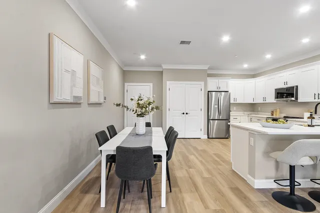 $499,900 | 10100 South Willow Street, Unit 301, Manchester, NH 03109