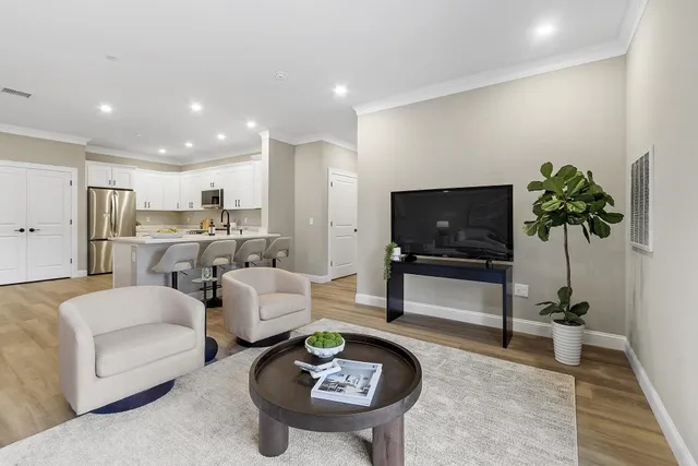 $499,900 | 10100 South Willow Street, Unit 301, Manchester, NH 03109