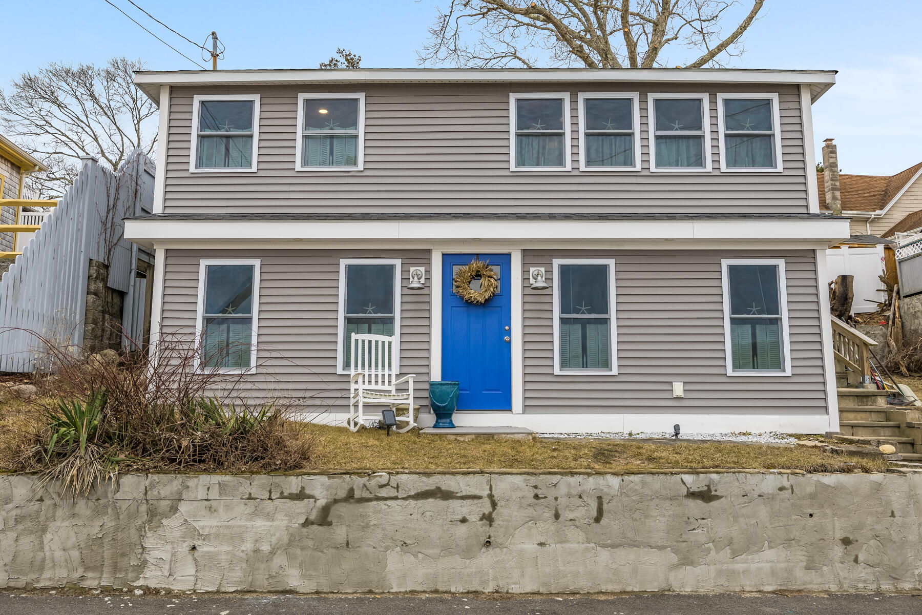8 Green Street Buzzards Bay, MA 02532 - Photo 2 of 50 a front view of a house