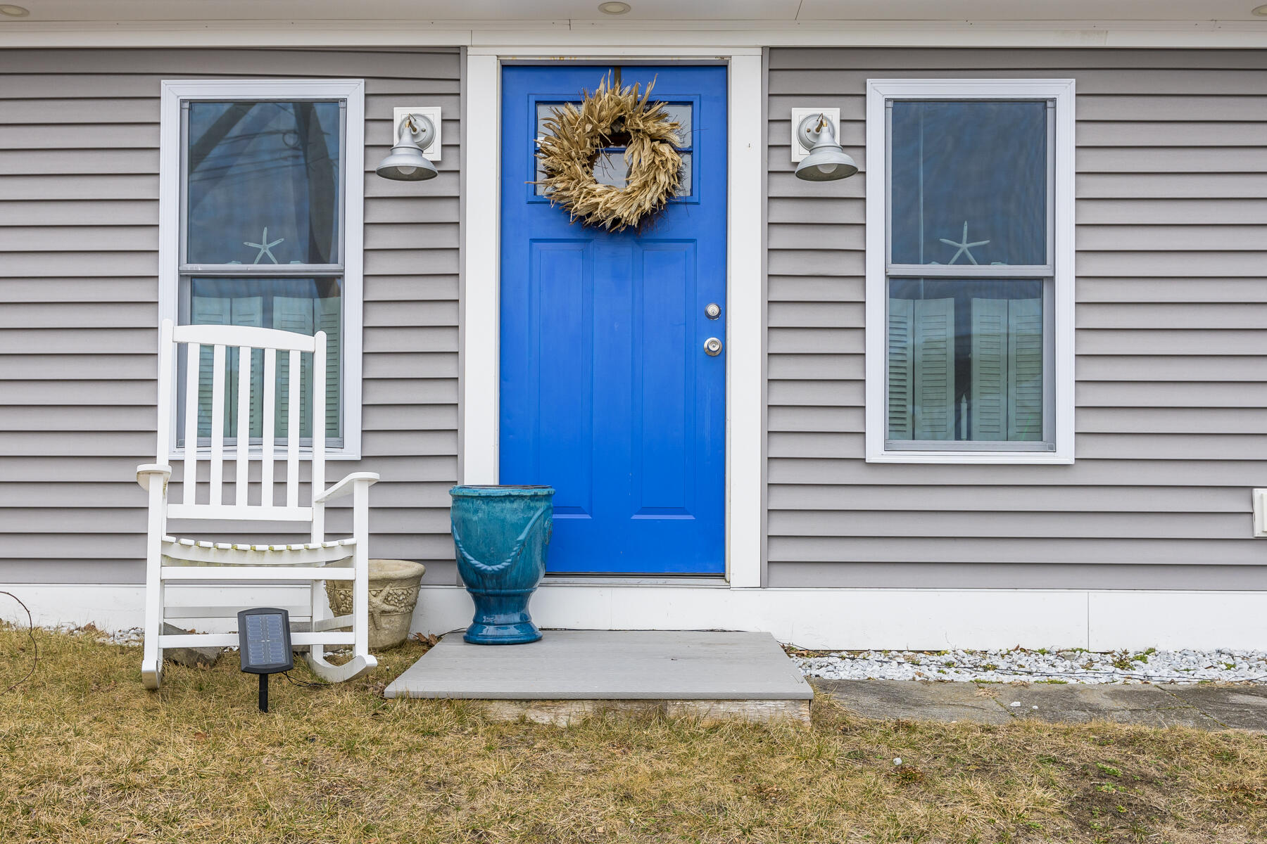 8 Green Street Buzzards Bay, MA 02532 - Photo 40 of 50 a front view of a house with entryway
